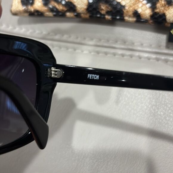 Fetch “Gabriella Onyx” Polarized Sunglasses main image 4